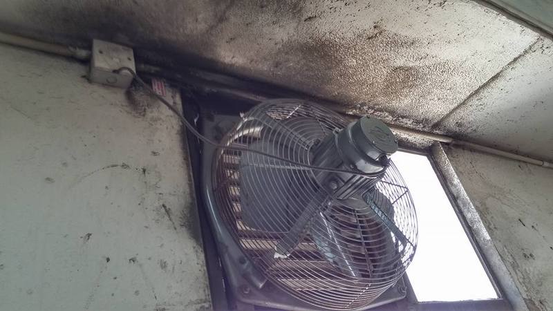 清洗工業抽氣扇 裝拆清洗 專業電工師傅進行拆電制