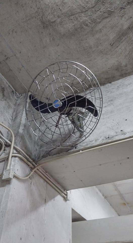 清洗牛角風扇 裝拆清洗 專業電工師傅進行拆電制