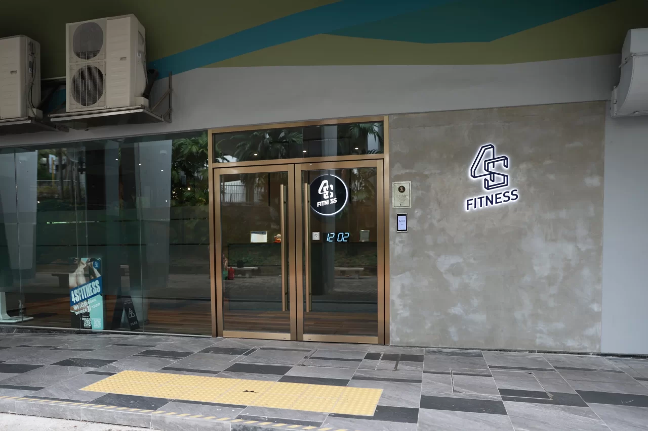 屯門碼頭店 Tuen Mun Ferry Pier